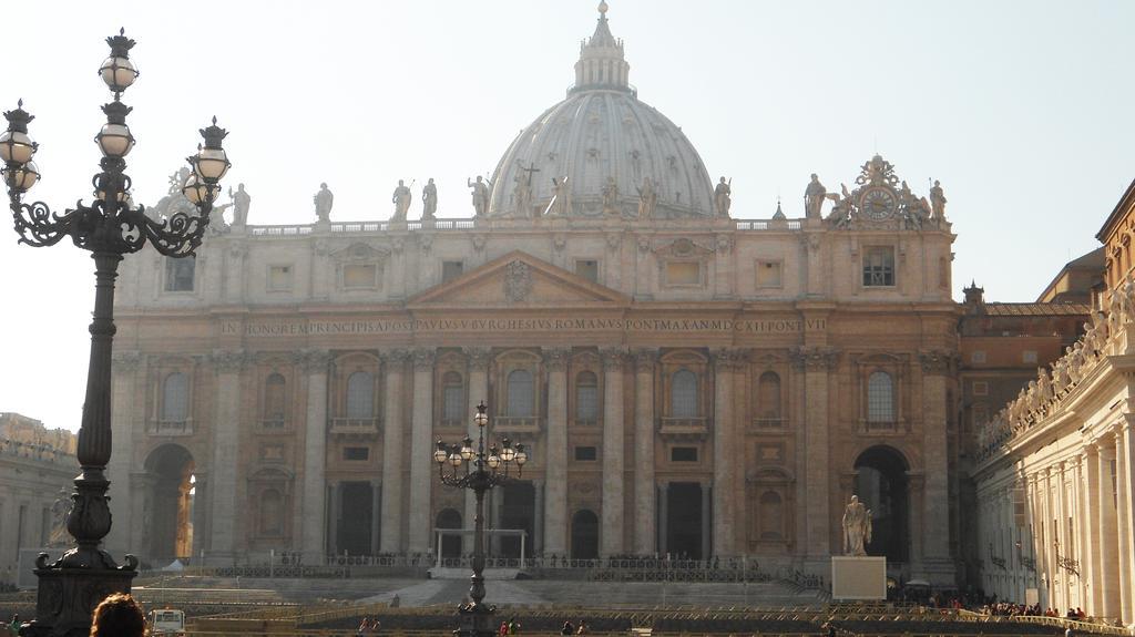 Vaticanfox Rome Room photo